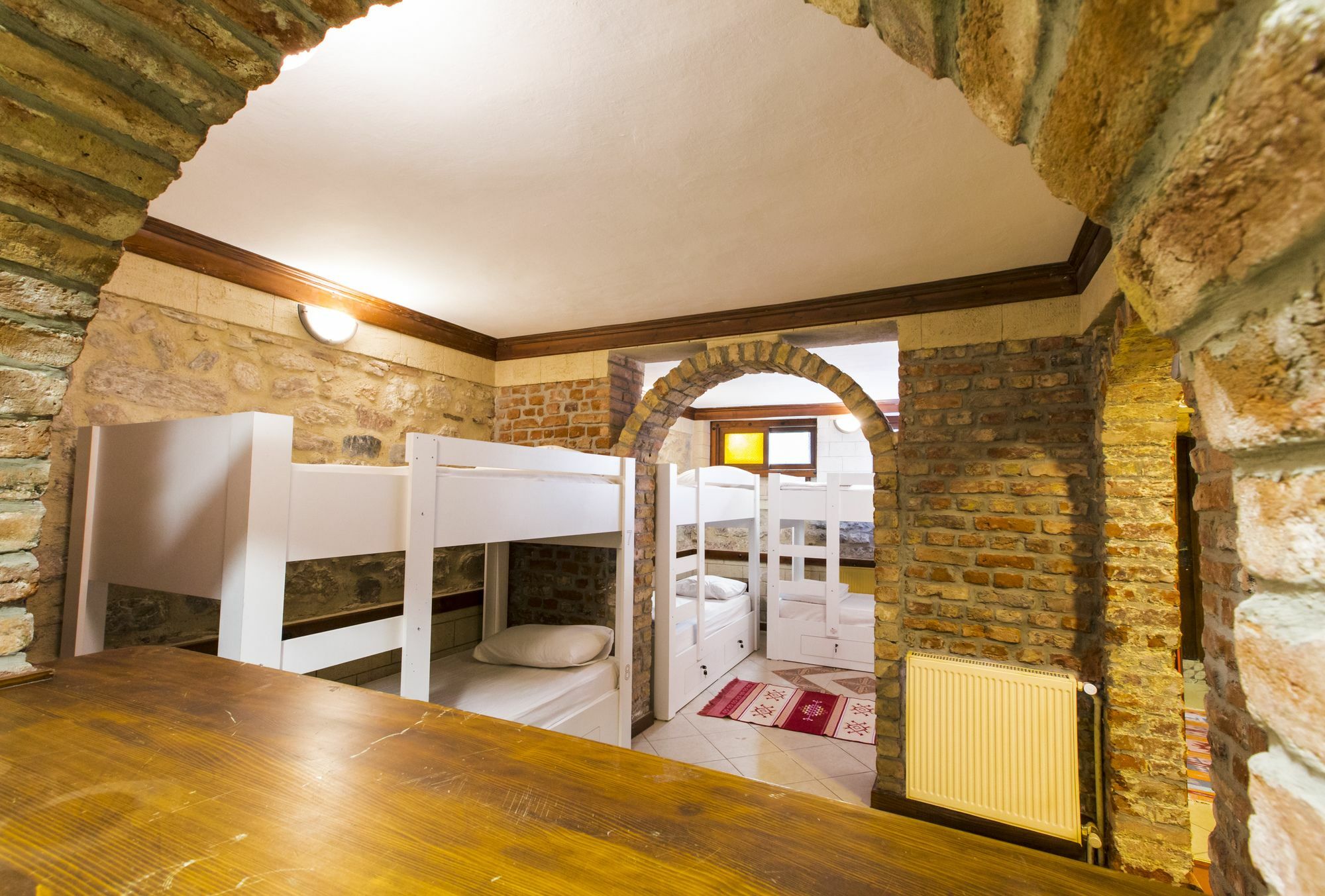 Cheers Vintage Hostel Istanbul Bagian luar foto Hostel in France